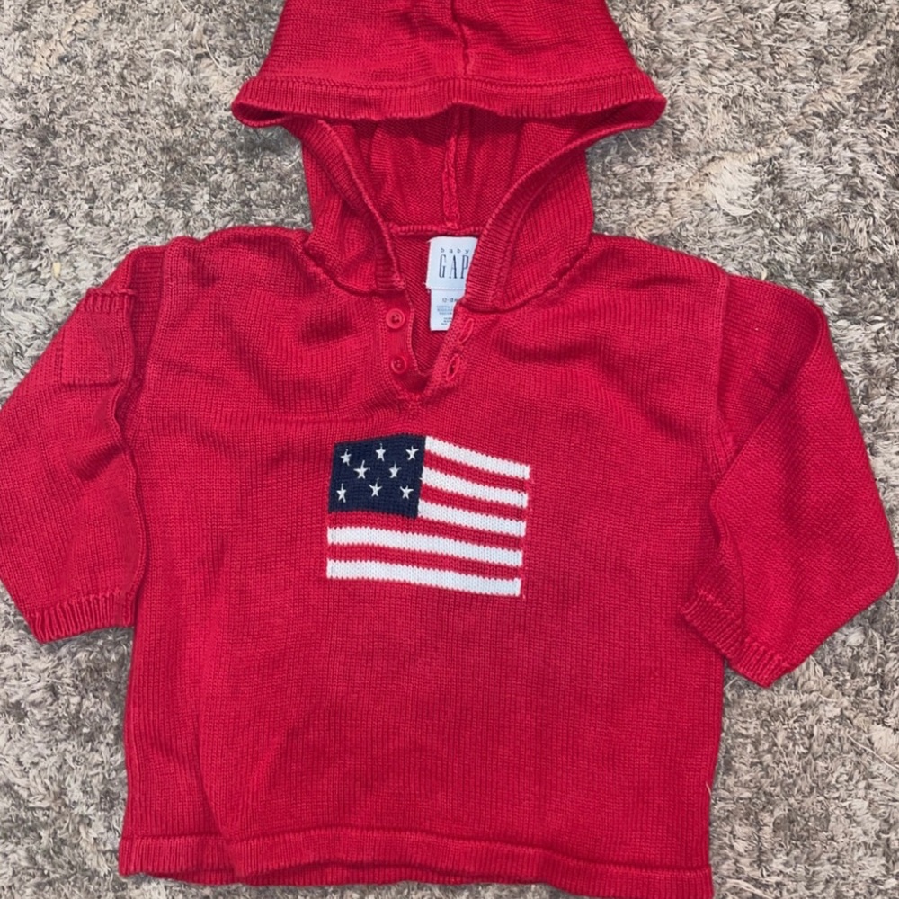 BabyGAP hooded knit sweater. Adorable 🇺🇸